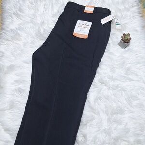 NWT Van Heusen traveler black dress pants 46×29